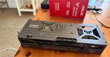 Asus omylom spojil GTX 50 a RX 9070 XT do jednej grafickej karty